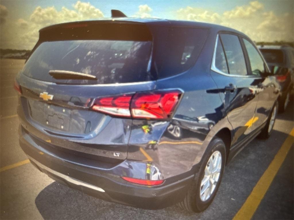 used 2022 Chevrolet Equinox car, priced at $22,915