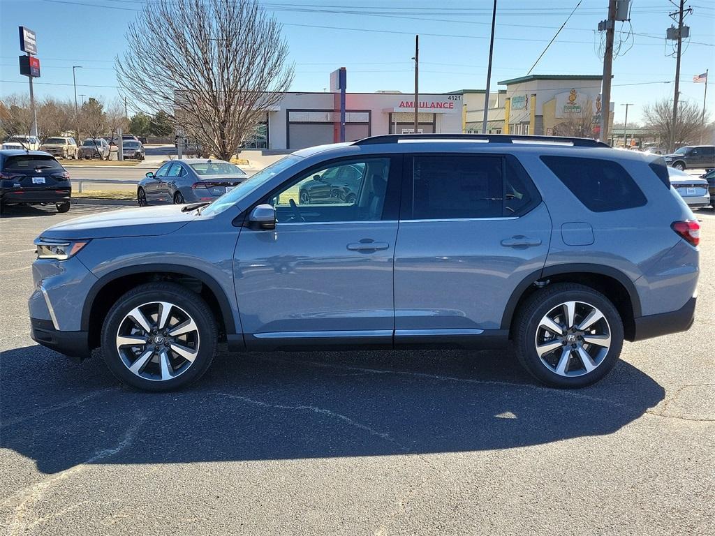 new 2025 Honda Pilot car, priced at $53,335