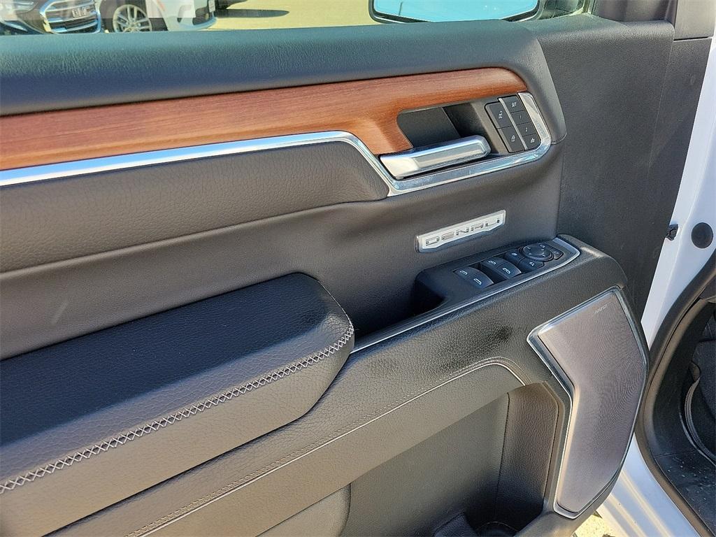 used 2022 GMC Sierra 1500 car, priced at $49,929