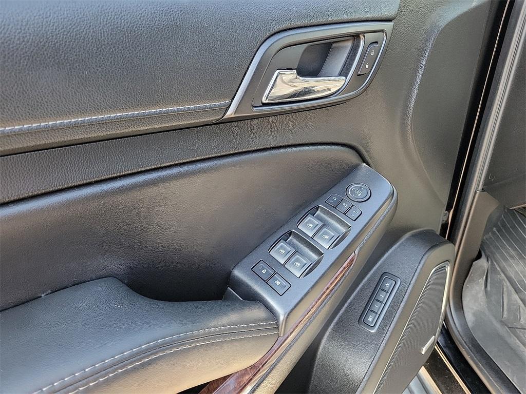 used 2017 GMC Yukon car, priced at $27,500
