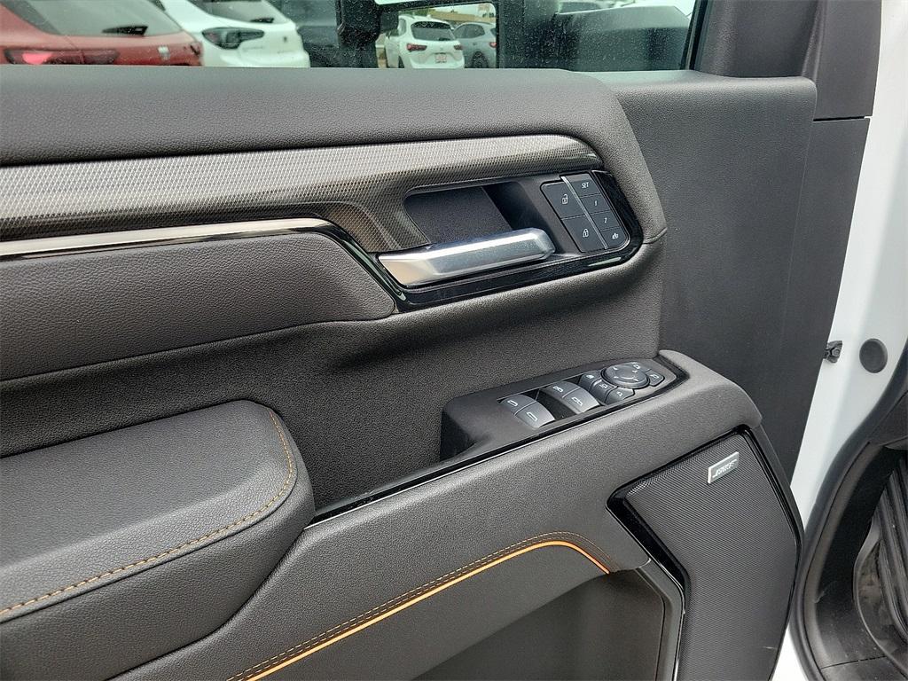 new 2025 GMC Sierra 2500 car, priced at $83,134