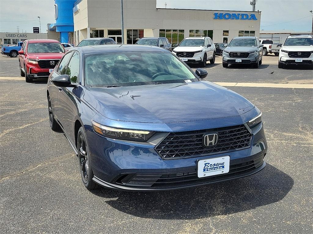 new 2025 Honda Accord car, priced at $31,076