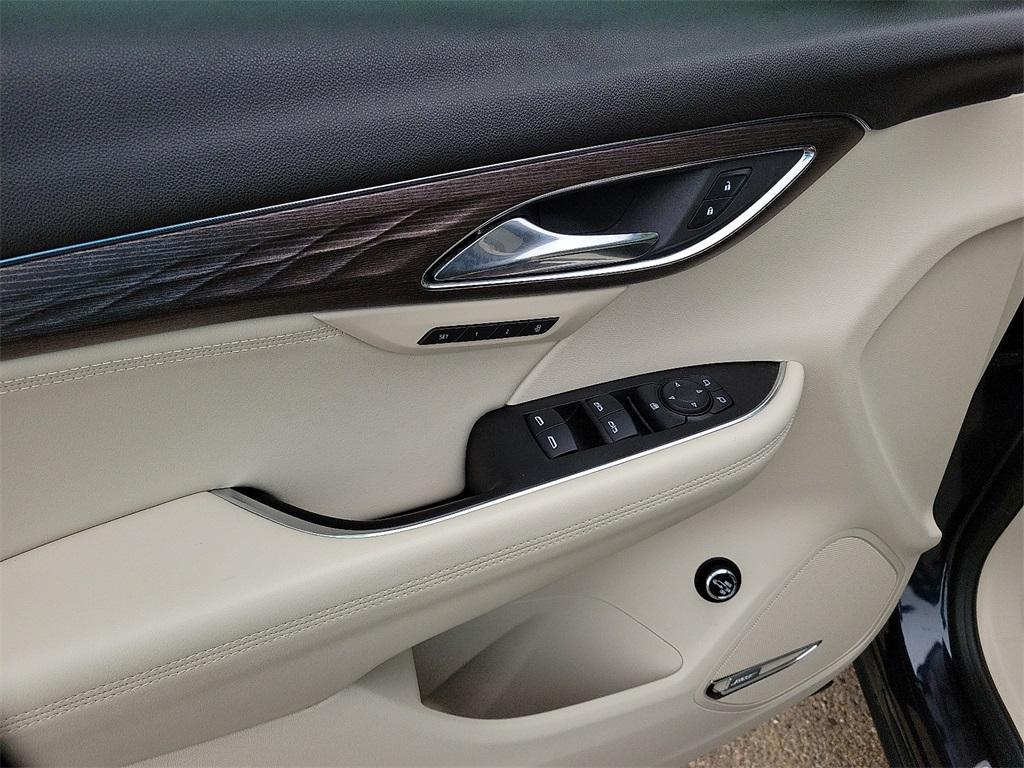 used 2021 Buick Envision car, priced at $29,202