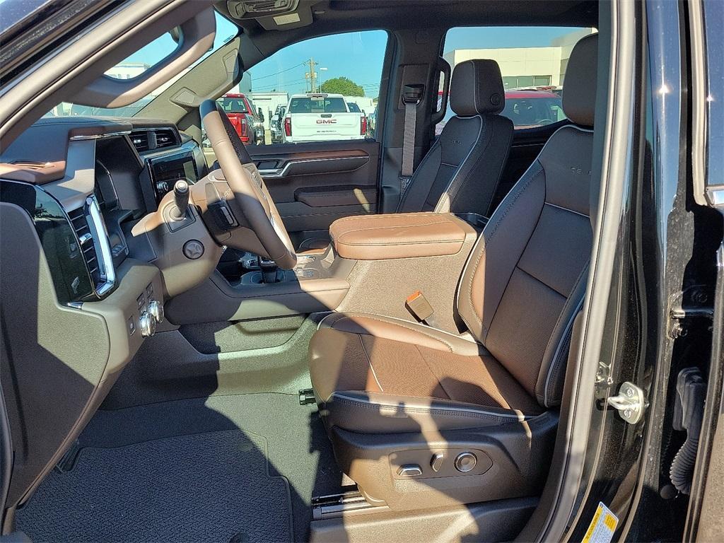 new 2025 GMC Sierra 1500 car, priced at $68,405