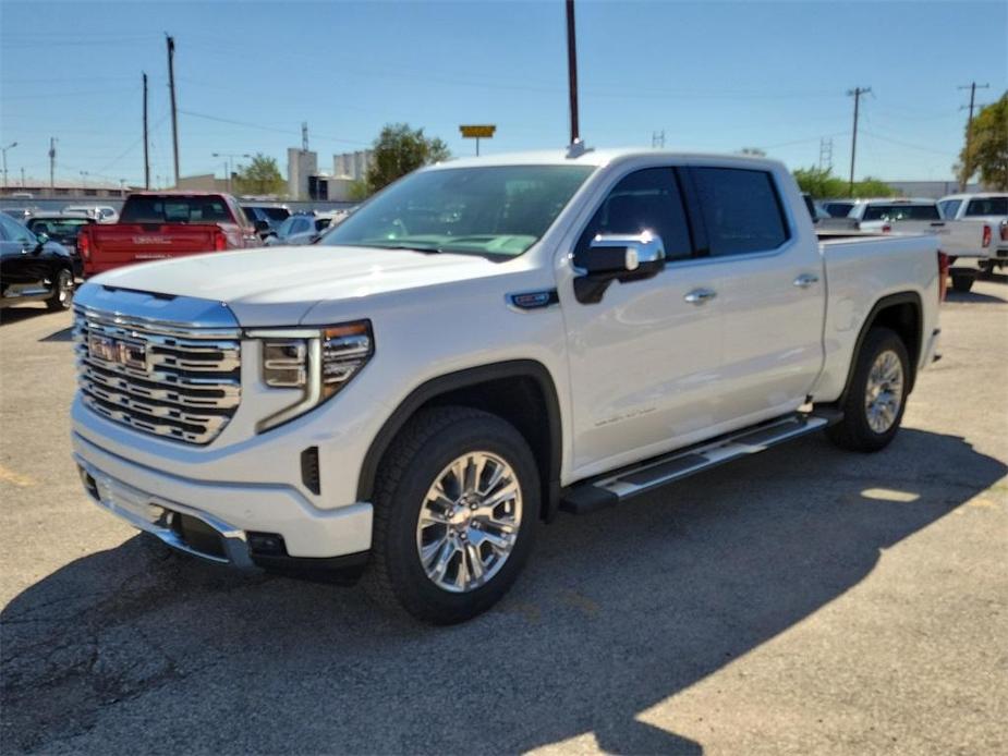 new 2025 GMC Sierra 1500 car, priced at $75,365