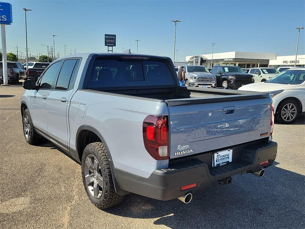 used 2025 Honda Ridgeline car, priced at $40,969