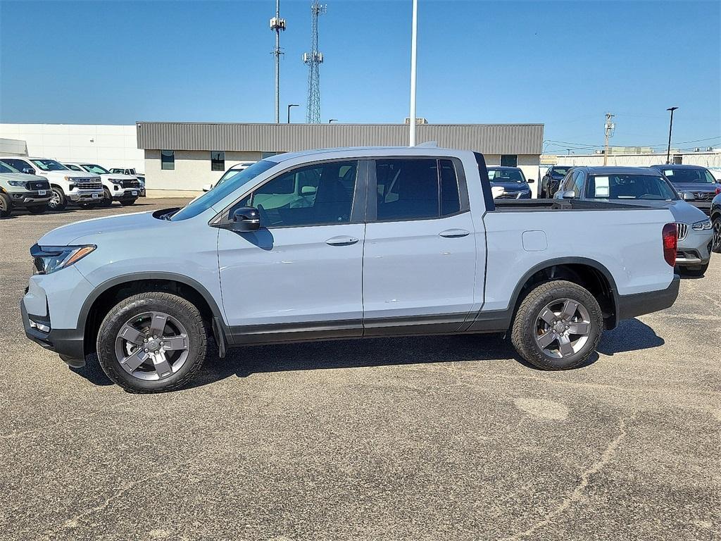 used 2025 Honda Ridgeline car, priced at $40,969