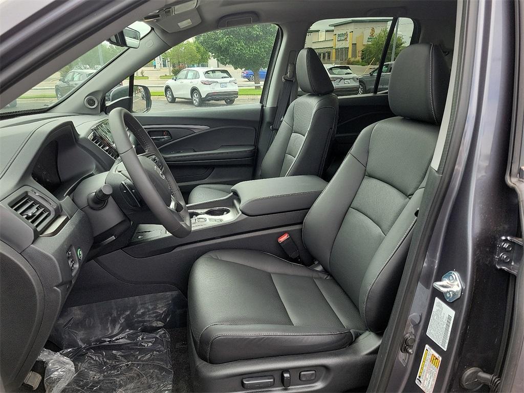 new 2025 Honda Ridgeline car, priced at $42,750