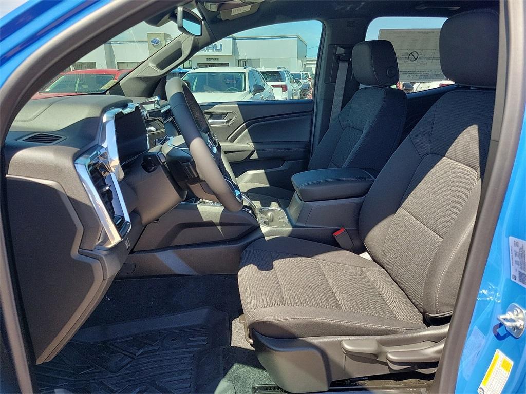 new 2025 GMC Canyon car, priced at $44,514