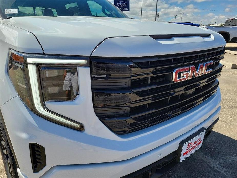 new 2024 GMC Sierra 1500 car, priced at $61,055