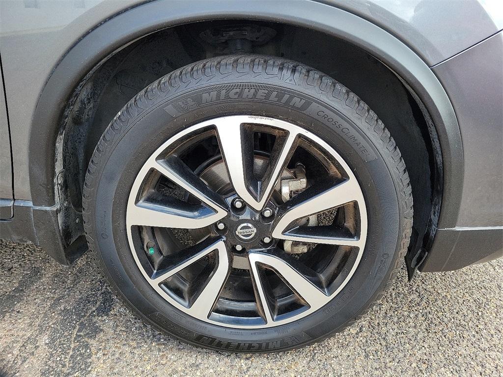 used 2019 Nissan Rogue car, priced at $22,449