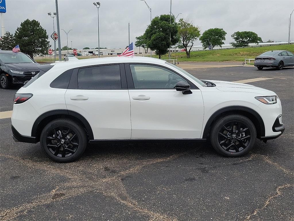 new 2025 Honda HR-V car, priced at $29,250
