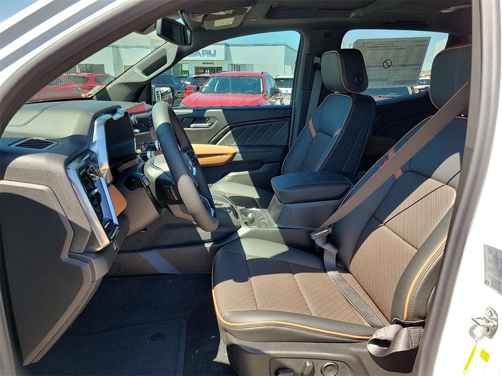 new 2025 GMC Canyon car, priced at $49,999