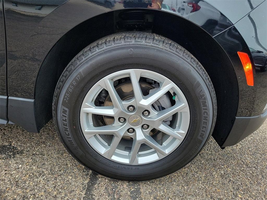 used 2023 Chevrolet Equinox car, priced at $23,274