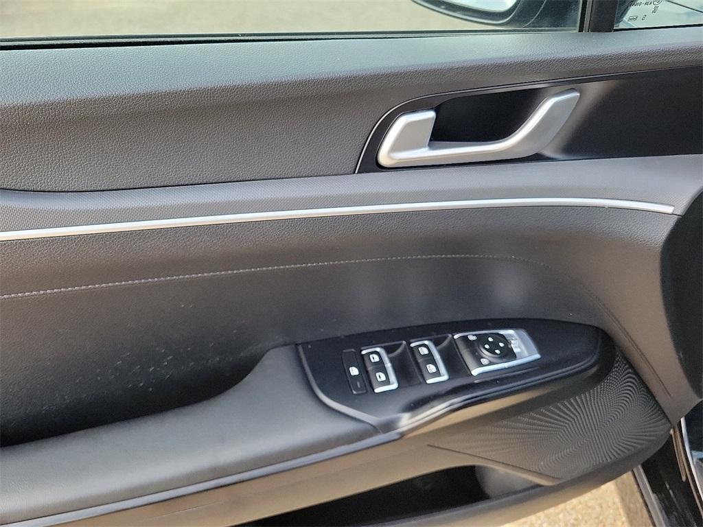 used 2023 Kia K5 car, priced at $27,316