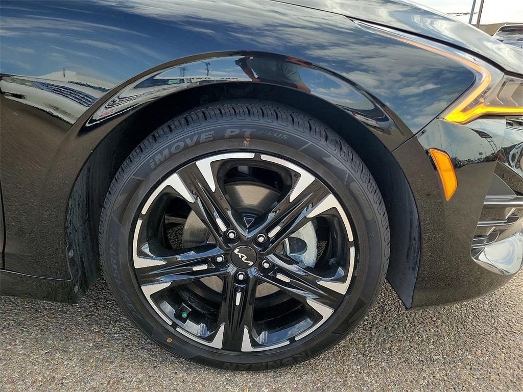 used 2023 Kia K5 car, priced at $27,316