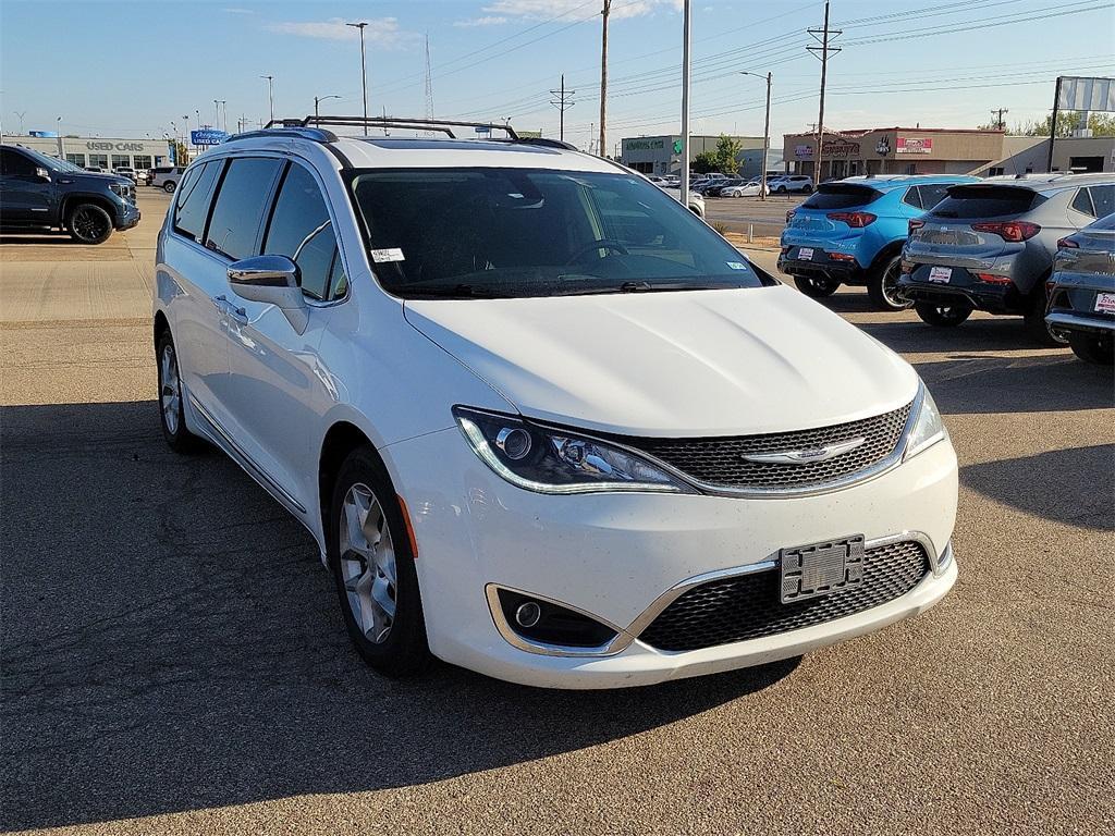 used 2020 Chrysler Pacifica car, priced at $20,036