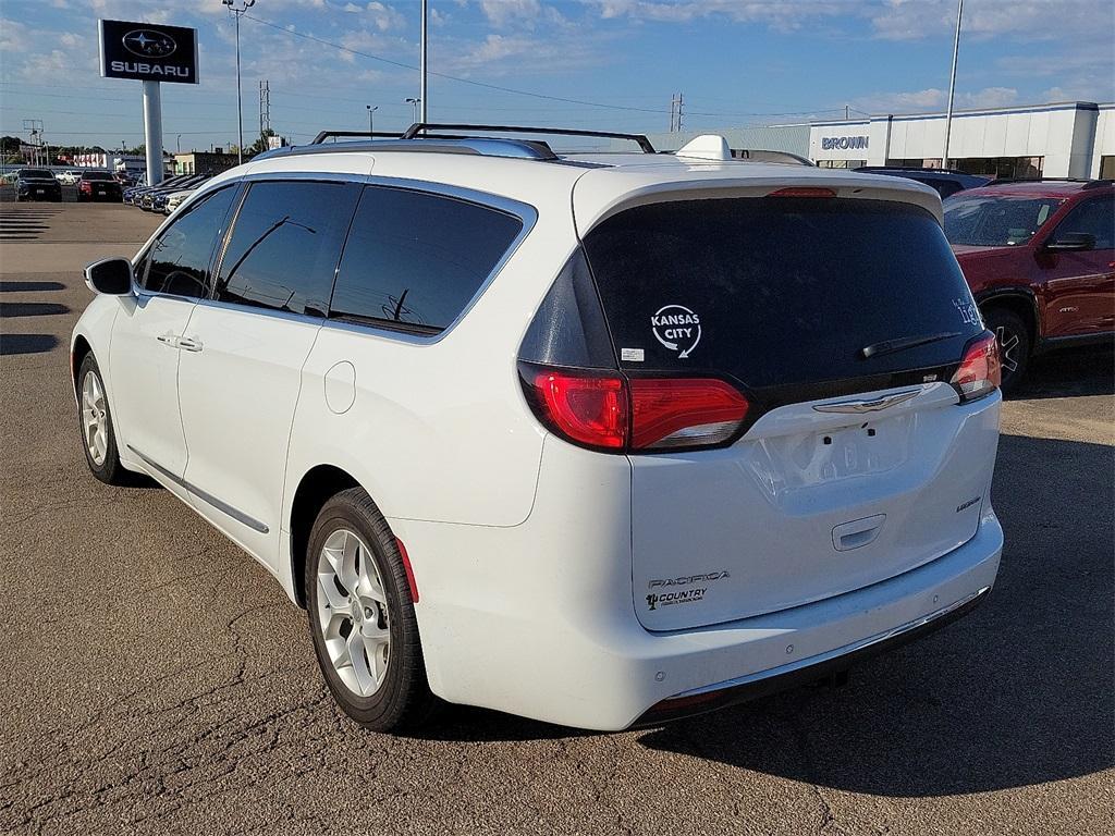 used 2020 Chrysler Pacifica car, priced at $20,036