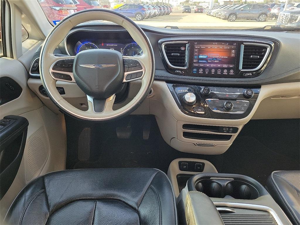 used 2020 Chrysler Pacifica car, priced at $20,036