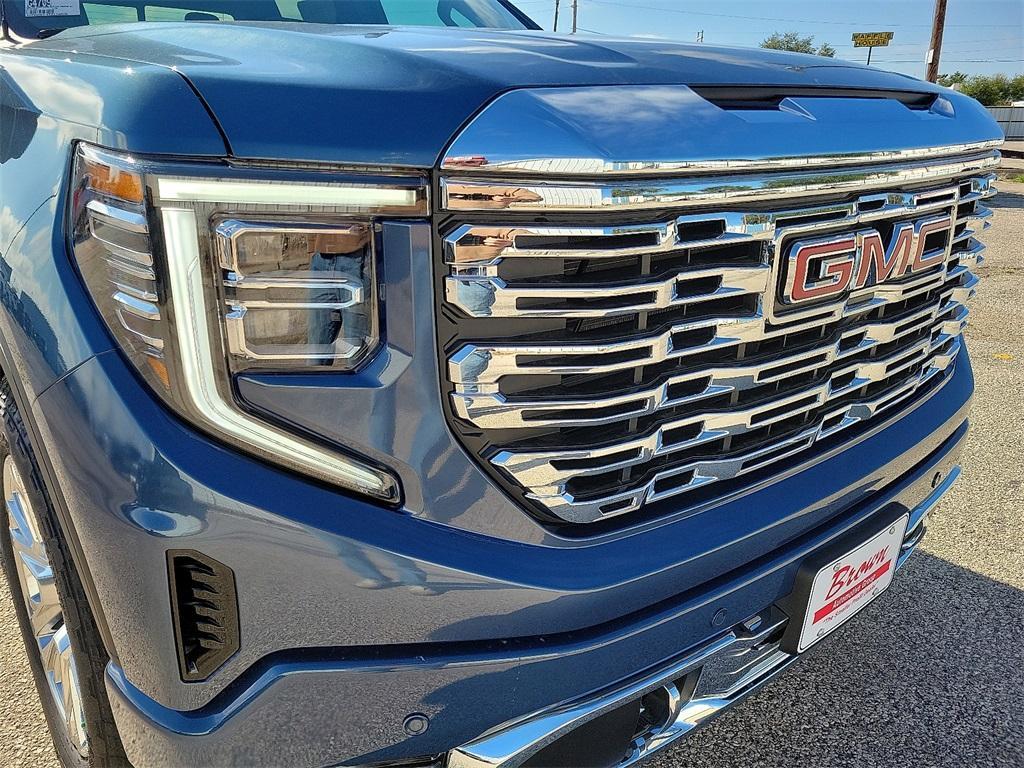 new 2026 GMC Sierra 1500 car, priced at $73,725