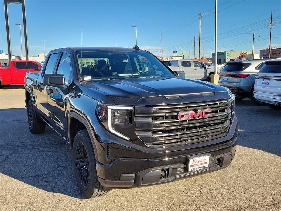 new 2025 GMC Sierra 1500 car, priced at $52,040