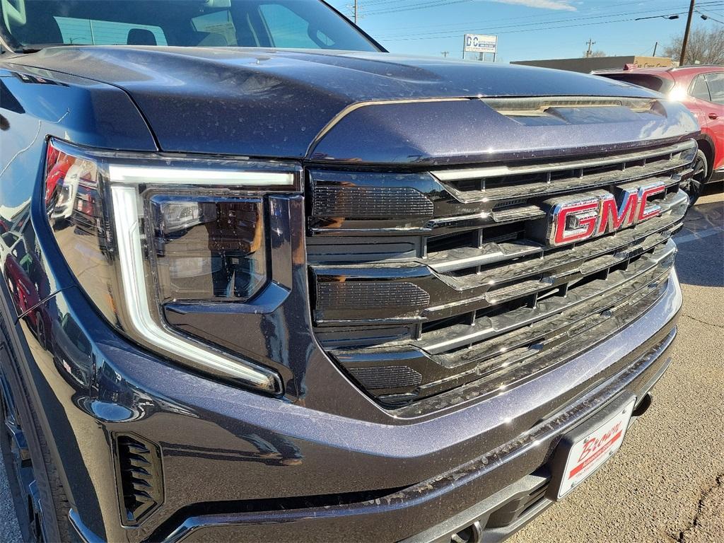 new 2025 GMC Sierra 1500 car, priced at $55,656