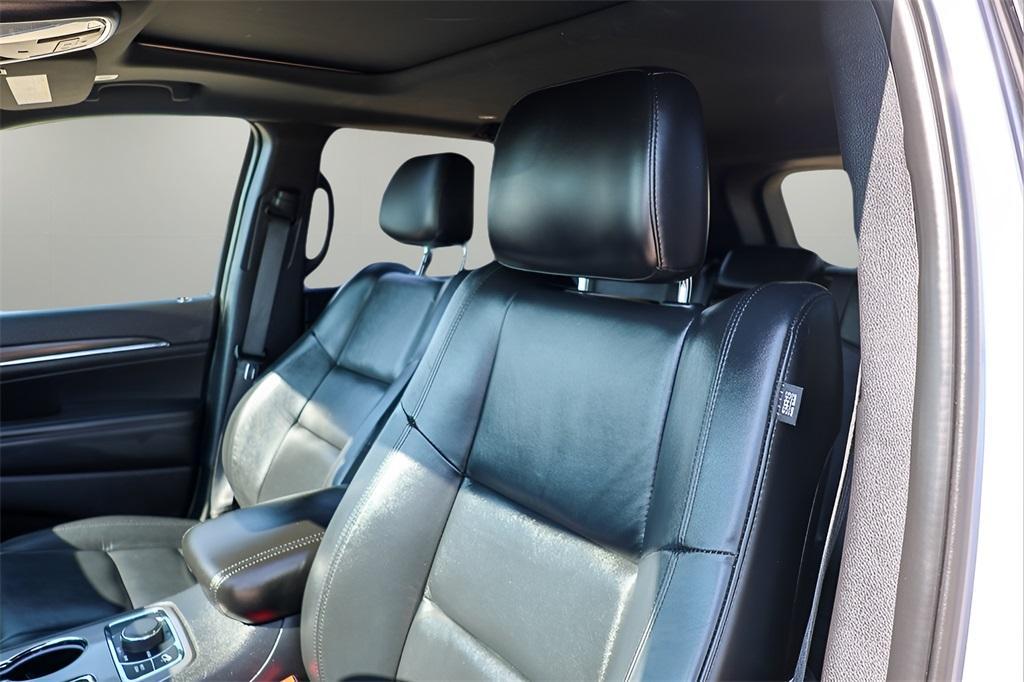 used 2021 Jeep Grand Cherokee car, priced at $26,450