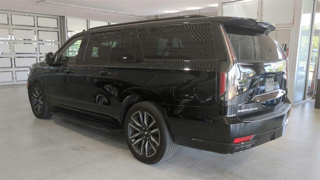 used 2021 Cadillac Escalade ESV car, priced at $72,424