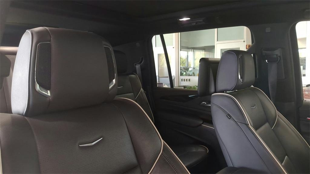 used 2021 Cadillac Escalade ESV car, priced at $72,424