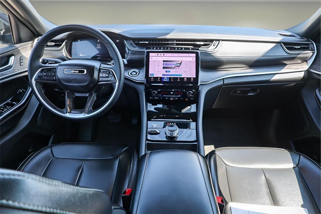 used 2024 Jeep Grand Cherokee car, priced at $30,900