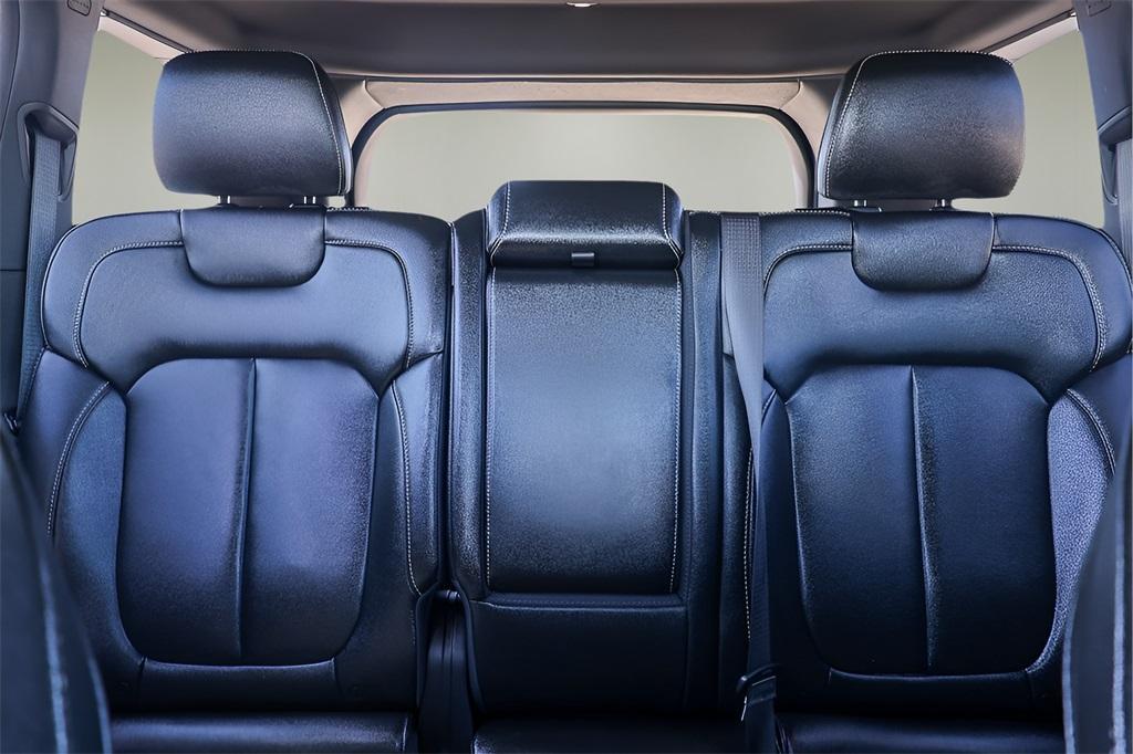 used 2024 Jeep Grand Cherokee car, priced at $30,900