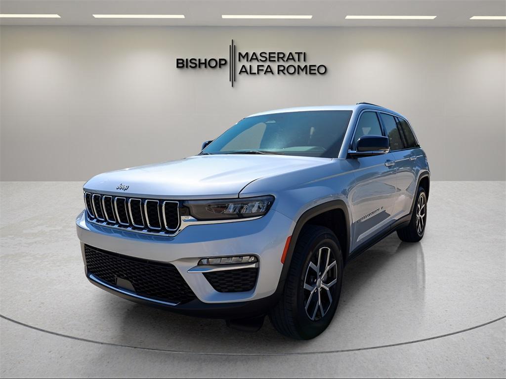 used 2024 Jeep Grand Cherokee car, priced at $30,900