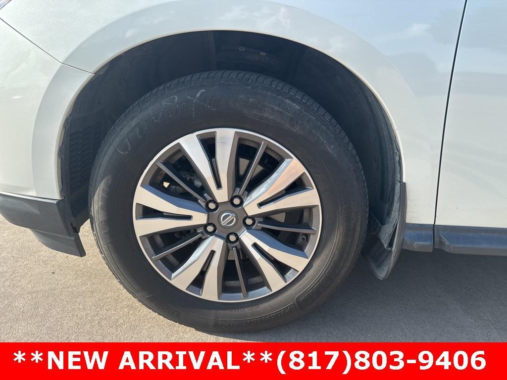 used 2017 Nissan Pathfinder car, priced at $11,995