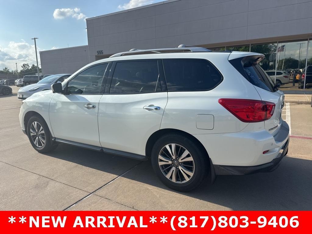 used 2017 Nissan Pathfinder car, priced at $11,995