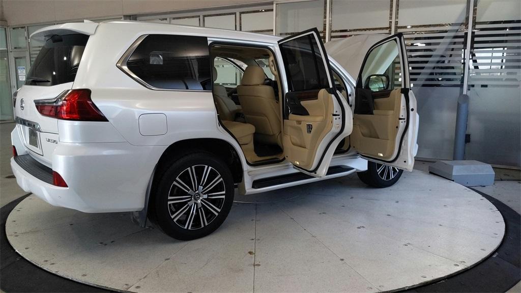 used 2018 Lexus LX 570 car, priced at $50,600