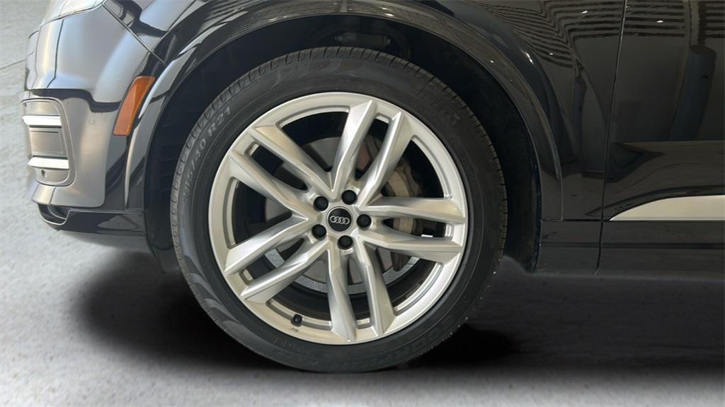 used 2017 Audi Q7 car, priced at $18,308