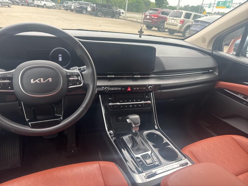 used 2024 Kia Carnival car, priced at $40,492