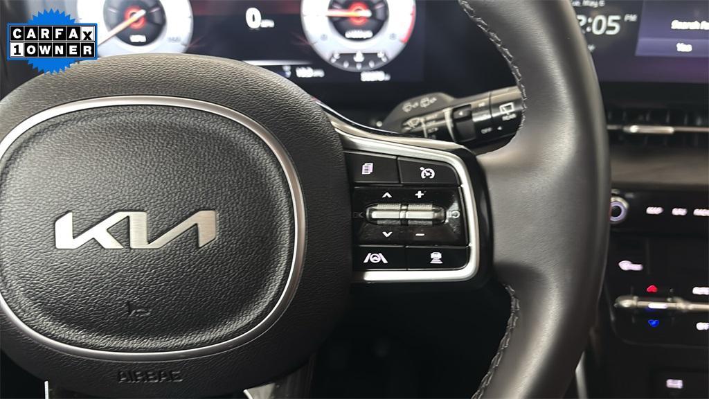 used 2024 Kia Carnival car, priced at $39,805