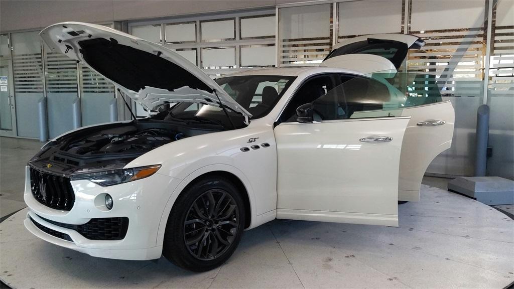 new 2024 Maserati Levante car, priced at $103,495