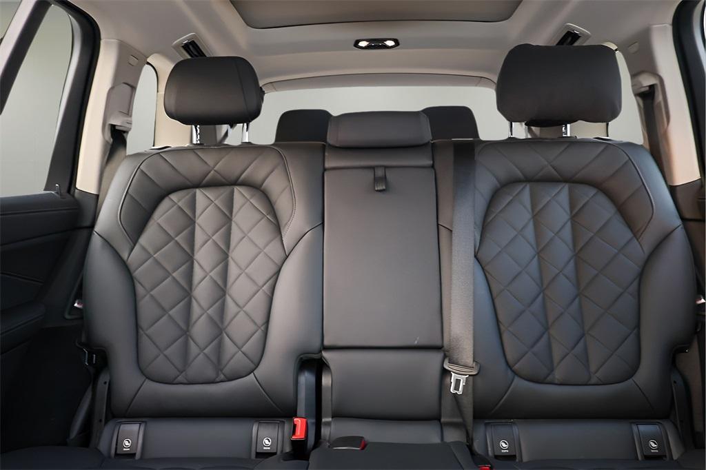used 2024 BMW X7 car, priced at $67,500
