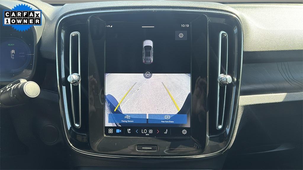 used 2023 Volvo C40 Recharge Pure Electric car, priced at $24,302