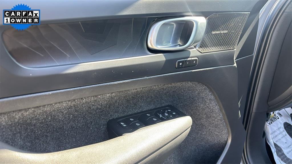 used 2023 Volvo C40 Recharge Pure Electric car, priced at $24,302