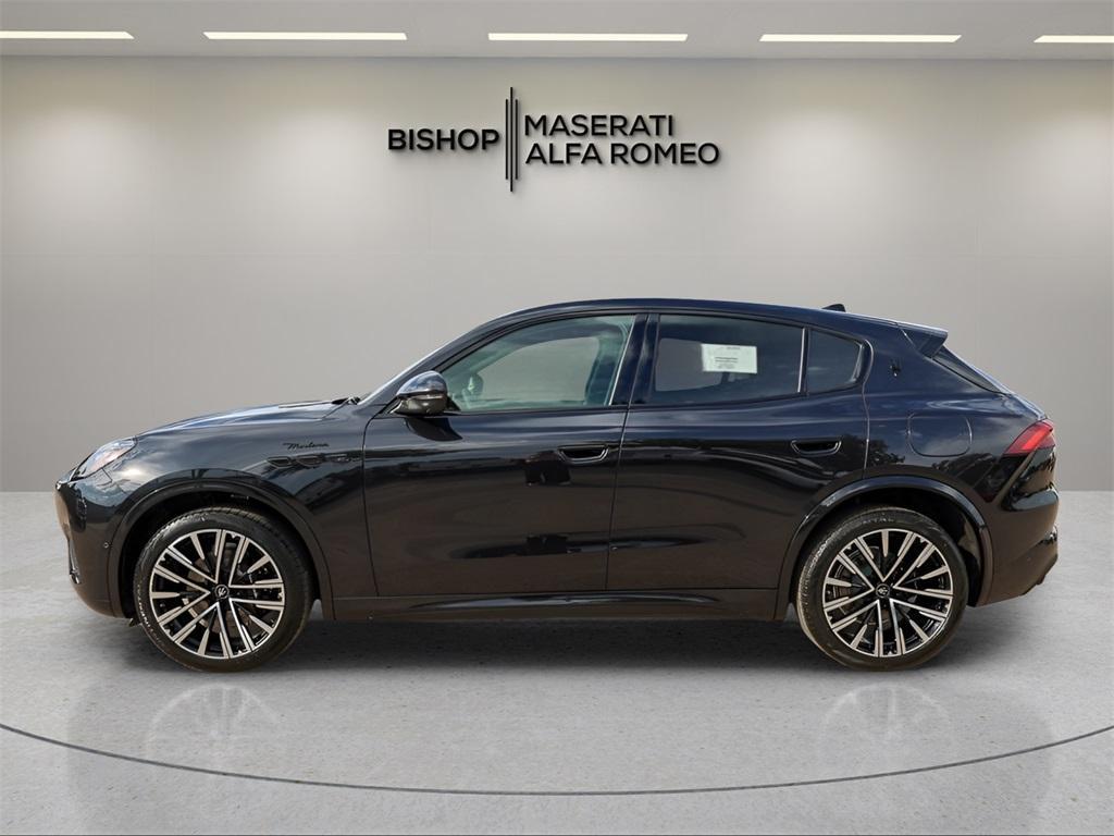 new 2025 Maserati Grecale car, priced at $86,958
