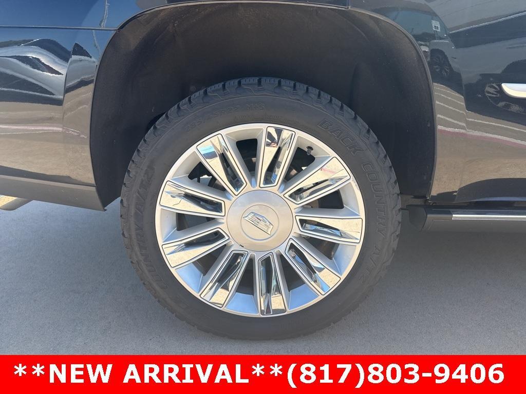 used 2017 Cadillac Escalade car, priced at $33,831