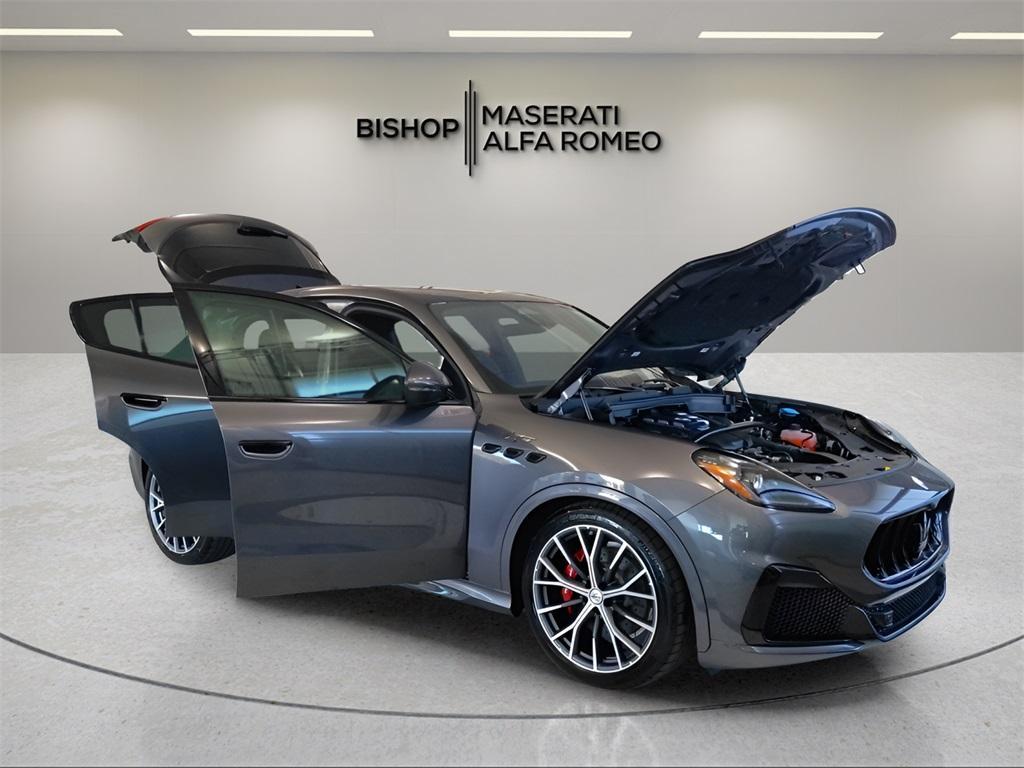 new 2024 Maserati Grecale car, priced at $90,110
