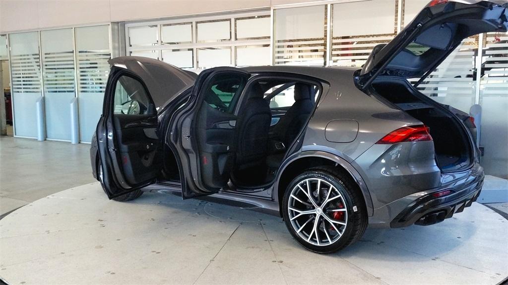 new 2024 Maserati Grecale car, priced at $85,110