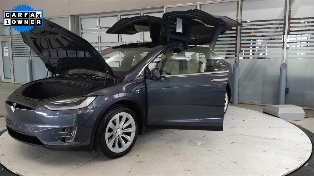 used 2020 Tesla Model X car, priced at $35,621