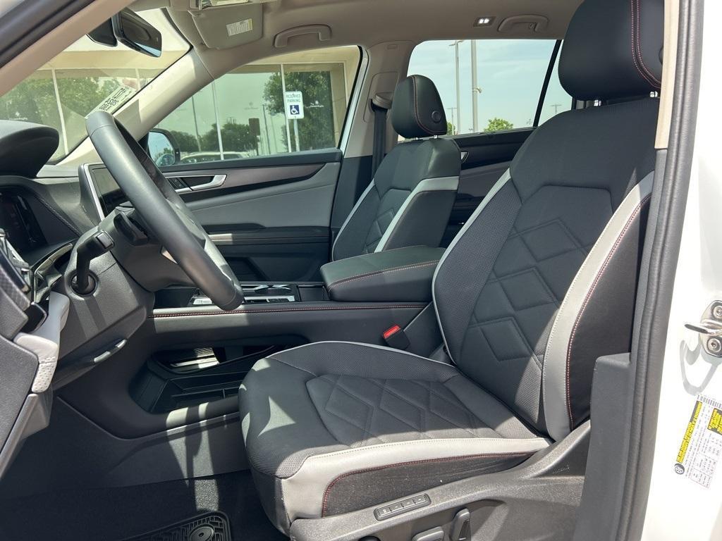 used 2024 Volkswagen Atlas car, priced at $42,954