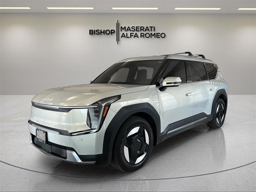 used 2024 Kia EV9 car, priced at $40,563