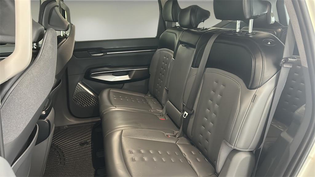 used 2024 Kia EV9 car, priced at $40,563